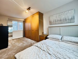 Bedroom- click for photo gallery